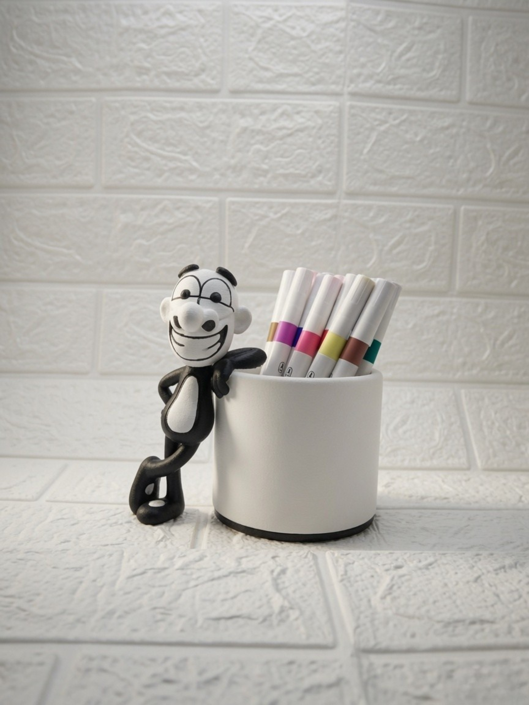 Cute Leaning Buddy Pen Stand | Funny Desk Organizer | Premium 3D Printed Pencil Holder
